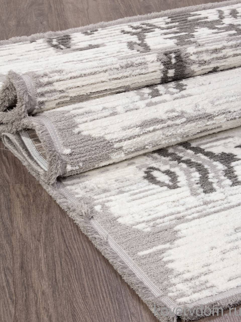 Ковер JOLI A940AW L.GREY / P.WHITE Ковер JOLI A940AW L.GREY / P.WHITE