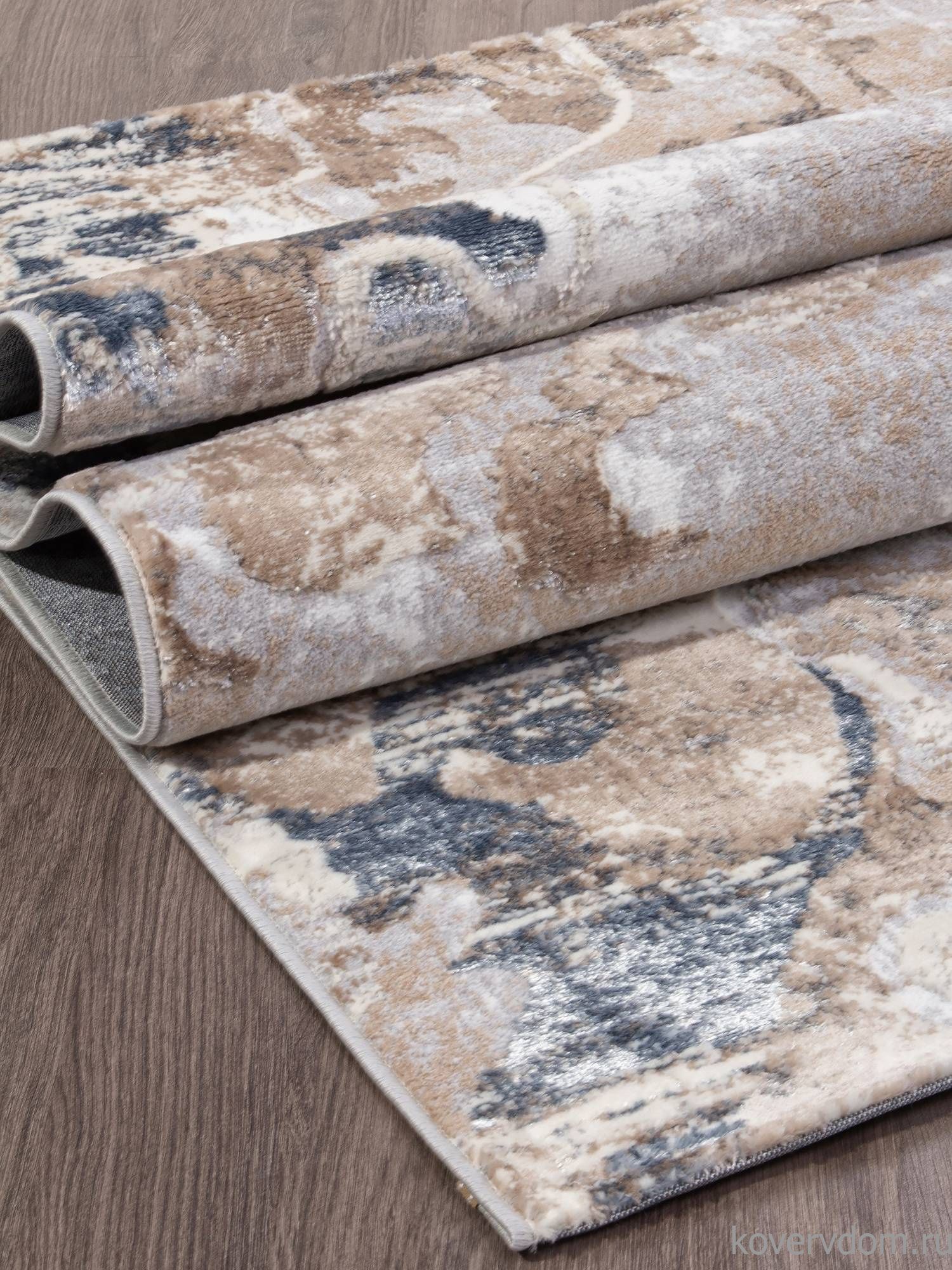 Ковер PERU D070A CREAM SHIRINK / BLUE FDY Ковер PERU D070A CREAM SHIRINK / BLUE FDY