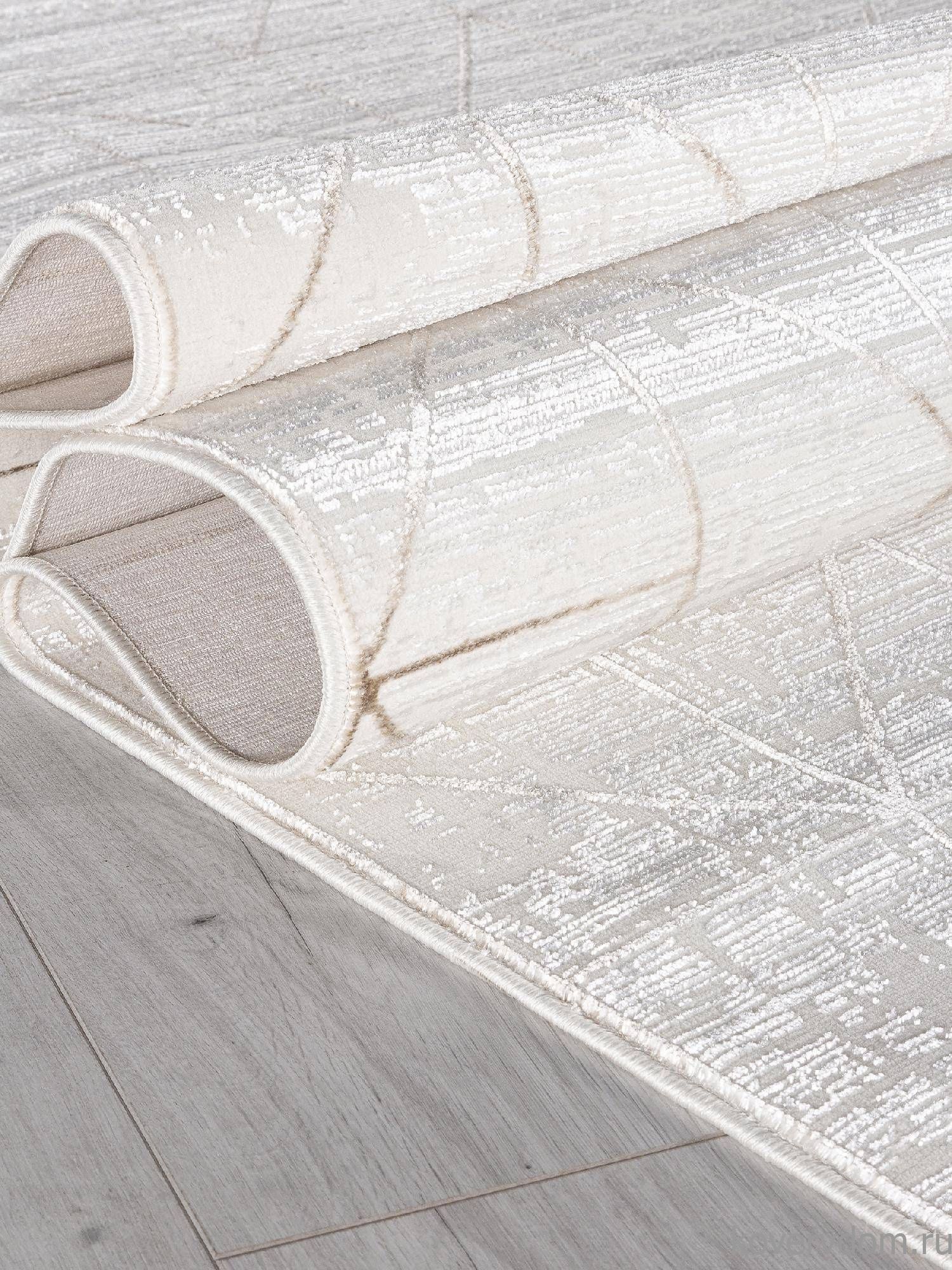 Ковер SHINE 33748A CREAM / WHITE Ковер SHINE 33748A CREAM / WHITE