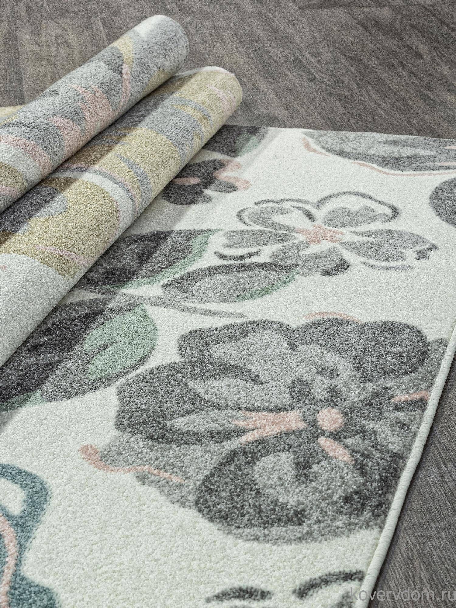 Ковер SOFIT C055 MULTICOLOR Ковер SOFIT C055 MULTICOLOR