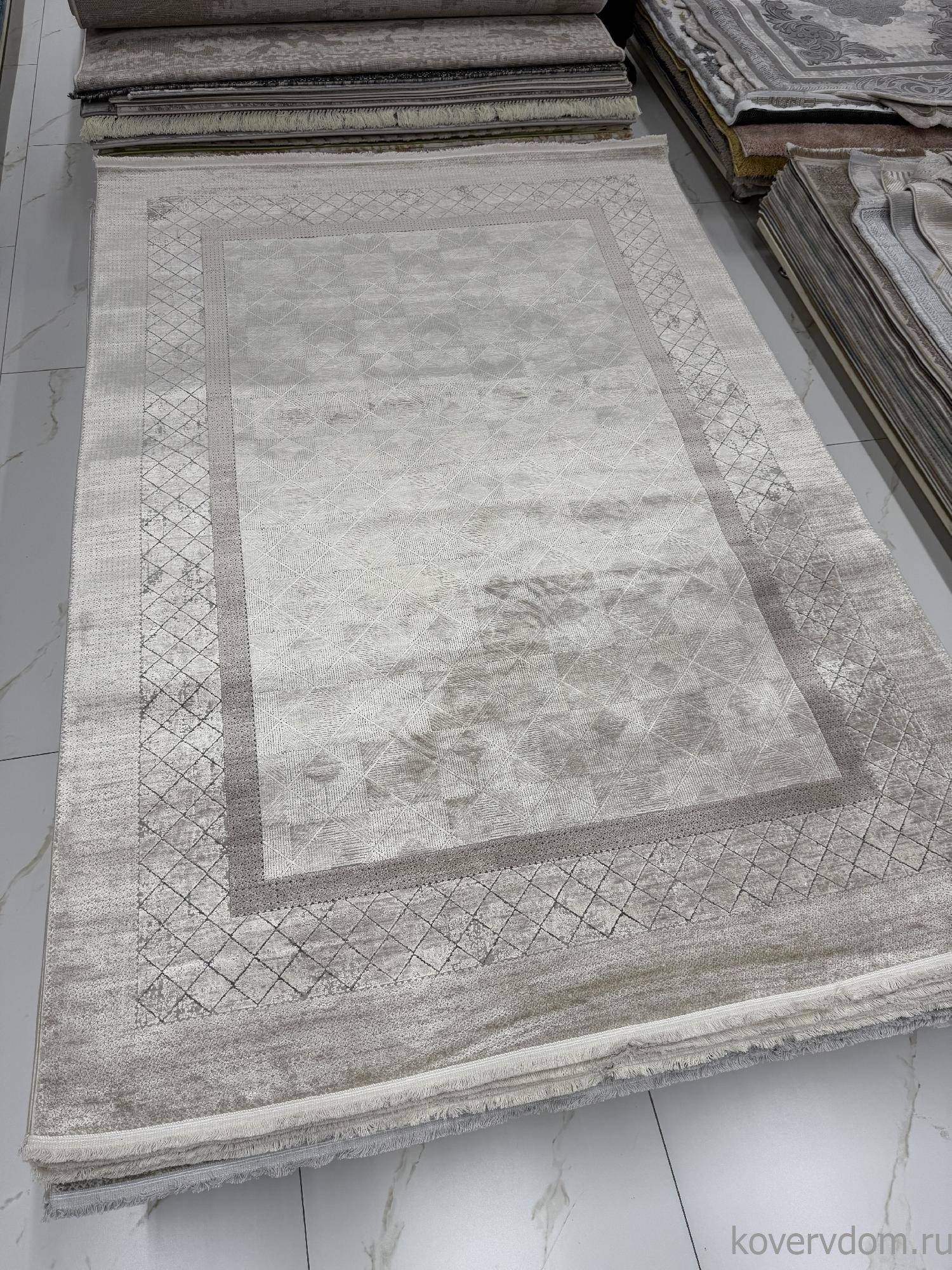 Ковер EMPEROS OLIMPOS A810AP L.BEIGE / GREY Ковер EMPEROS OLIMPOS A810AP L.BEIGE / GREY