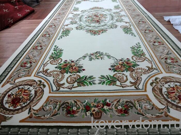 Авторский ковер ручной работы Flower harmony Авторский ковер ручной работы Flower harmony