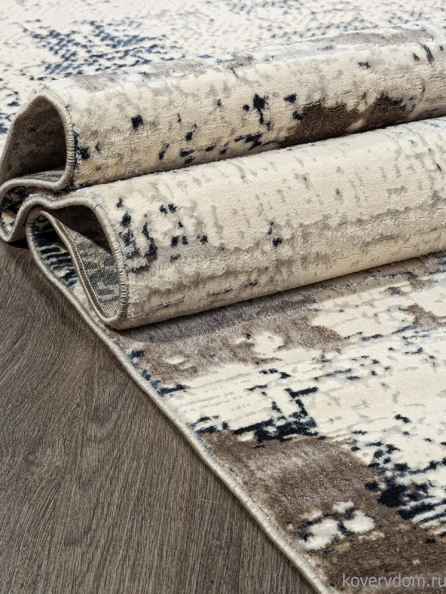 Ковер POMPEI N2023A CREAM / D.BLUE Ковер POMPEI N2023A CREAM / D.BLUE