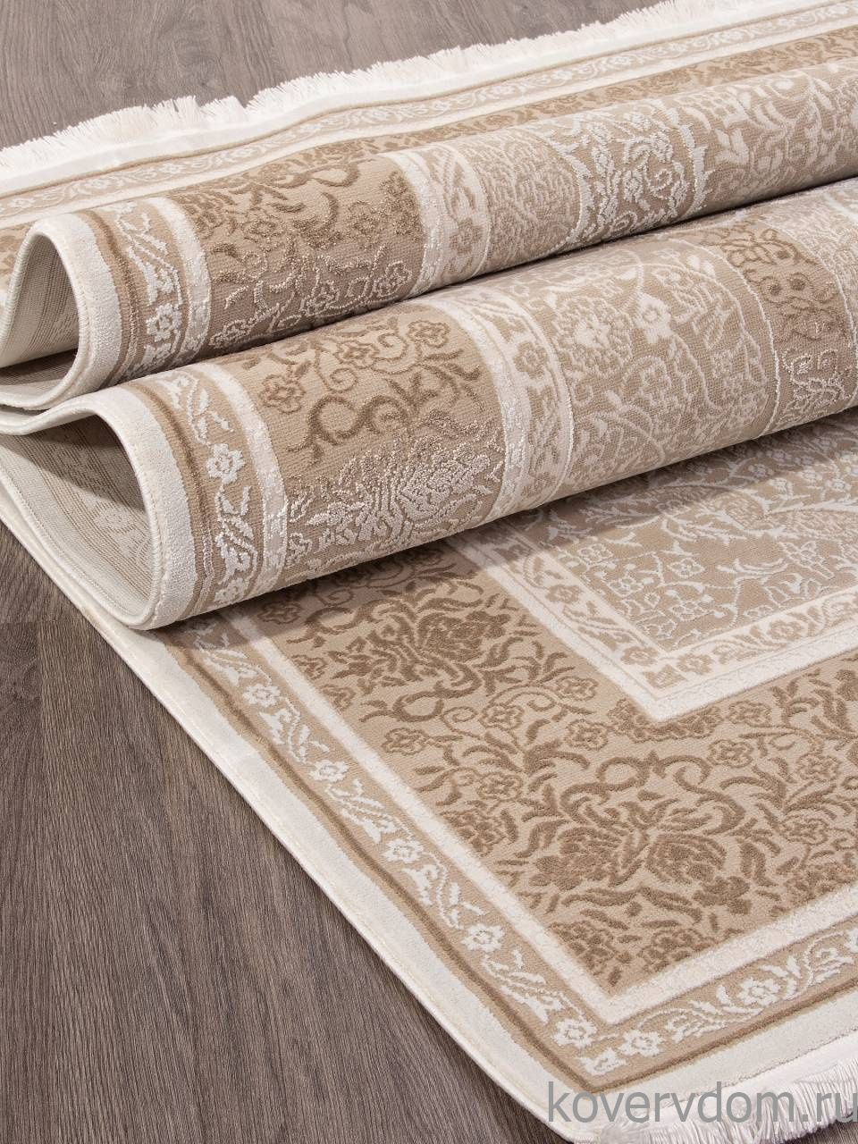 Ковер LISSABON SI030B BROWN / BROWN Ковер LISSABON SI030B BROWN / BROWN