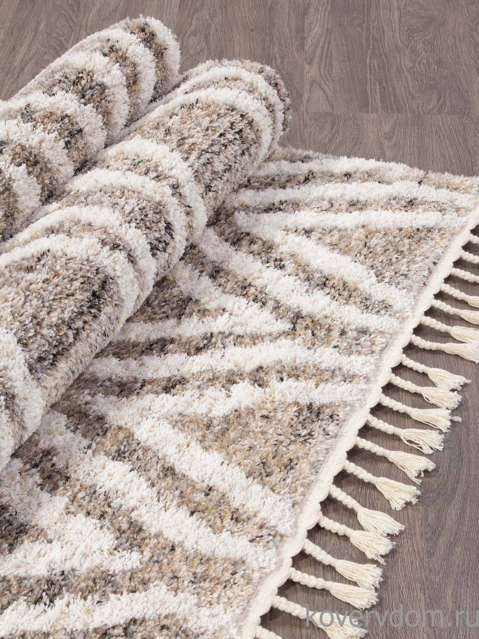 Ковер UVITA 37340 070 BEIGE Ковер UVITA 37340 070 BEIGE